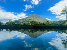 Villas Jawara ! Un Volcán en su Jardín !，位于福尔图纳的酒店