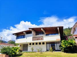 Casa Cumbre，位于Mérida的酒店