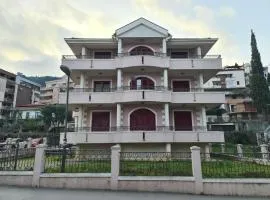 Villa Roselina