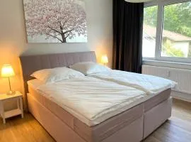 Zentrale Ruheoase mit Terrasse