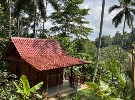 Cabin D Bendul and Warung，位于塔巴南的酒店