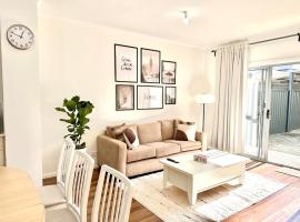 Heartwarming 3BR-Townhouse，位于Broadview的酒店