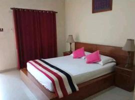 Hotel Hanida，位于Kutoarjo的酒店