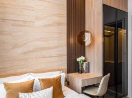 luxury apartment 1 bedroom,ramkamheang，位于曼谷的酒店