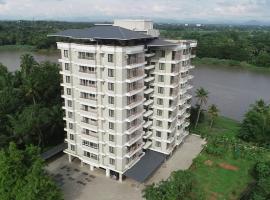 Pearl Periyar View Apartments，位于阿鲁法的酒店