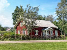 3 Bedroom Gorgeous Home In Överlida，位于Överlida的酒店