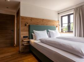 Hotel und Landgasthof Zachschuster，位于Gaißach的酒店