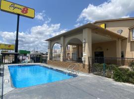 Super 8 by Wyndham Decatur Texas，位于迪凯特的酒店