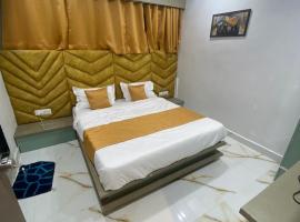 Hotel Hira Palace