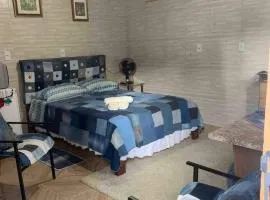 Quarto com banheiro privativo