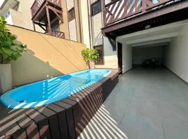 LINDO SOBRADO A 250mts DA PRAIA MARISCAL BOMBINHAS PISCINA 249-3