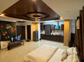 Condo In Islamabad，位于伊斯兰堡的酒店