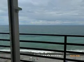 Zura's sea view apartment #1