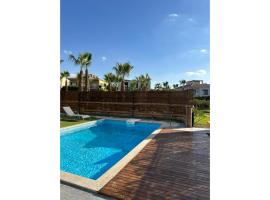 Villa Stand Alone With Private Pool & Garden In Allegria Compound - Sheikh Zayed，位于十月六日城的酒店