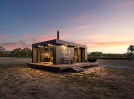 Luxury Vineyard Cabin Escape，位于McLaren Flat的酒店