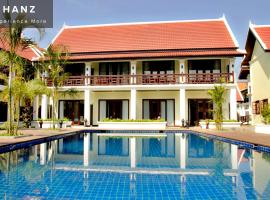 Sunrise Garden House MekongRiver Luang Prabang，位于琅勃拉邦的酒店