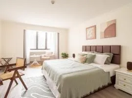 BUA Suite Sukhumvit, Nana BTS