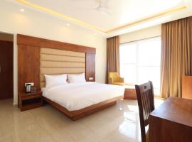 Hotel Mussoorie Heights，位于德拉敦的酒店