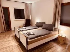 FELIX LIVING 10, 3 Zimmer, 4 Betten, Parkplatz