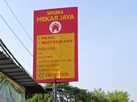 Wisma Mekar Jaya near Solo Safari Mitra RedDoorz，位于Karanganyar的酒店