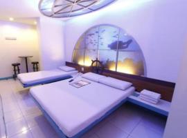 Astrotel Hotel Novaliches，位于马尼拉的酒店