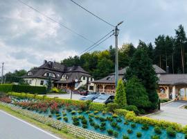 Hotel i Gospoda Pod Kamieniem，位于Lipnica Murowana的酒店