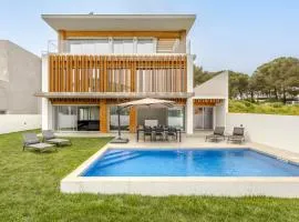 NEW Lilac Cascais Villa with Smimming Pool