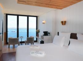 Les Vagues Hotel & Spa，位于阿卡雄的酒店