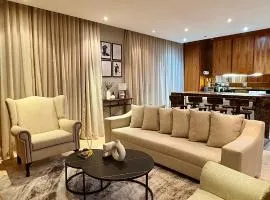 The Luxury Franklin