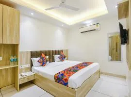 FabHotel Luxury Inn Near Adarsh Nagar Metro