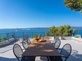 Apartments Villa Excelsio Omiš Riviera