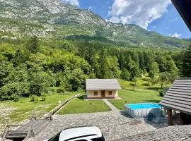 FAMILY HOUSE Pri Kovaču