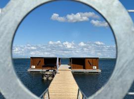 Grand Holm Marina Ujuvmajad，位于哈普萨卢的别墅