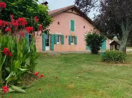 Ferme rénovée tout confort en pleine campagne