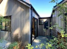 Sealy Street Studio - Lake Tekapo
