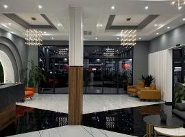 Hotel Maraj，位于乌尔齐尼的酒店