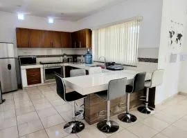 Departamento centrico - con todos los servicios - Facturamos