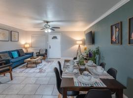 Beautiful Apartment at The Botanical Gardens #1，位于圣安东尼奥的酒店