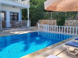 Kalkan Centre Bijou Home - Walk to town and beach，位于卡尔坎的酒店