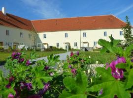 Ferienwohnungen im Kloster，位于坎普河畔加尔斯的酒店
