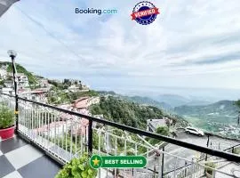 HOTEL NAND PALACE ! MUSSOORIE होटल नंद पैलेस હોટેલ નંદ પેલેસ ஹோட்டல் நந்த் பேலஸ் near mall road hotel-with-mountain-view Spacious-Room-with-wi-fi-and-Parking-availability, best hotel in Mussoorie