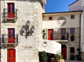 Collis Petri Relais，位于Collepietro的酒店