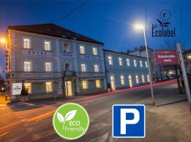 ECO Hotel Center Postojna，位于波斯托伊纳的酒店