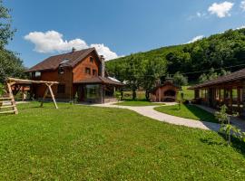 Rita Luxury Ranch，位于戈斯皮奇的酒店