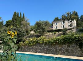 La Dolce Vita Montauroux，位于蒙托鲁的酒店