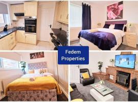 Attractive 4 bedroom entire house in Nottingham，位于Stapleford的酒店