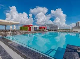 CH Luxury Condos & Studios On The Beach