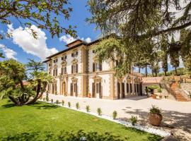 Villa Paola 16，位于坎丕里亚麦利蒂玛的酒店