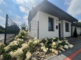 Hortensja 2 Check-in 24H，位于奥博尔尼基的酒店
