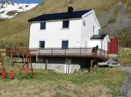 Basecamp Mountain View Lofoten